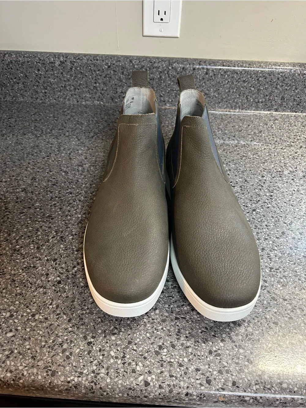 Traq by Alegria Olive Green Leather Chelsea Sneakers